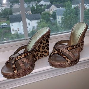 BCBGirls sandal wedge size 7.5